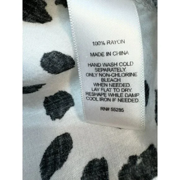 Express Womens Polka Dot Blouse Size M Black & White - Picture 3 of 11